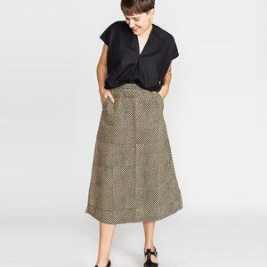 Elegant Black and White Checkered Skirt